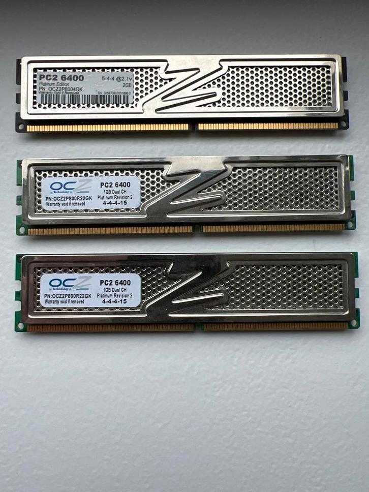 OCZ PC2-6400 Geheugen 4 GB over 3 modules, Computers en Software, RAM geheugen, Gebruikt, Desktop, 2 GB, DDR2, Ophalen of Verzenden
