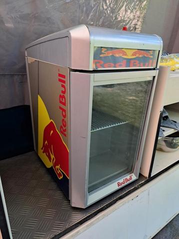 Red Bull Koelkast - Werkt Goed! beschikbaar voor biedingen
