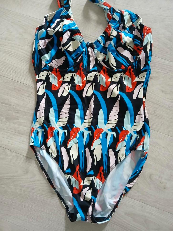 Nieuw badpak,  maat 42, Kleding | Dames, Badmode en Zwemkleding, Nieuw, Badpak, Ophalen of Verzenden