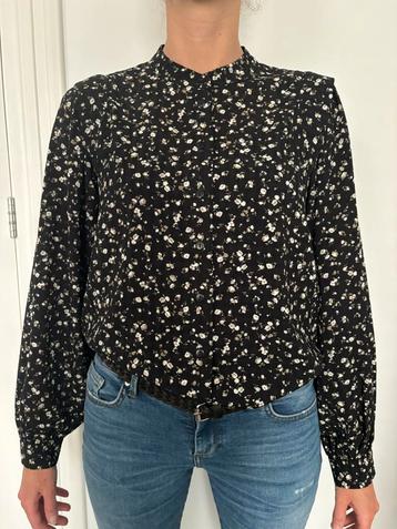 Zwarte blouse bloemenprint MSCH Copenhagen maat XS beschikbaar voor biedingen