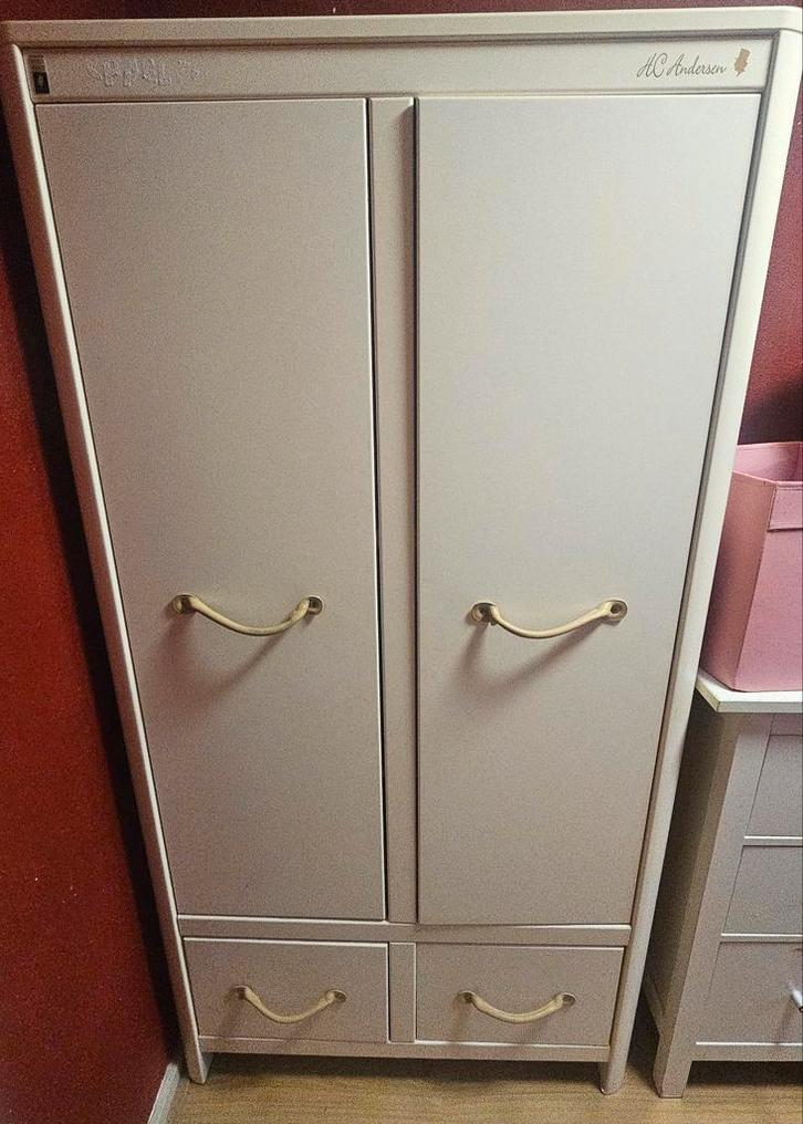 Kinderkledingkast H.C. Andersen, Kinderen en Baby's, Kinderkamer | Commodes en Kasten, Gebruikt, Kast, 105 cm of meer, 75 tot 100 cm