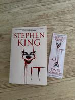 IT STEPHEN KING BOOK PAPERBACK, Ophalen of Verzenden, Nieuw, Rood, Handen en Nagels