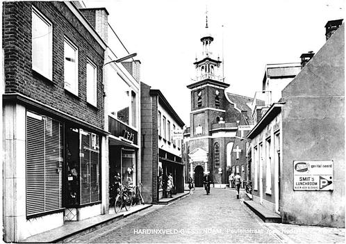 805671	Hardinxveld Giessendam	ZH 1973	Peulenstraat	Gelopen m, Verzamelen, Ansichtkaarten | Nederland, Gelopen, Zuid-Holland, 1960 tot 1980