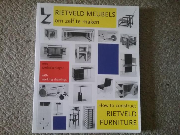 Rietveld meubels om zelf te maken (2011), Boeken, Kunst en Cultuur | Architectuur, Zo goed als nieuw, Overige onderwerpen, Ophalen of Verzenden