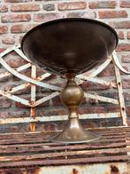 Grote metalen schaal op voet-bokaal, Ophalen of Verzenden
