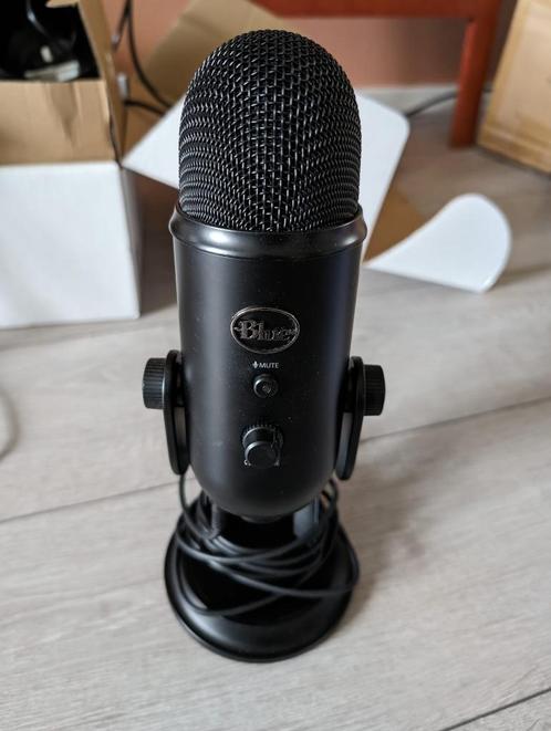 Blue Yeti Blackout, Muziek en Instrumenten, Microfoons, Zo goed als nieuw, Studiomicrofoon, Ophalen