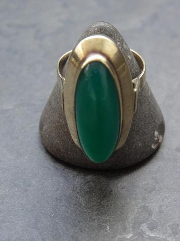 Vintage geelgouden ring met chrysopraas steen ring goud beschikbaar voor biedingen
