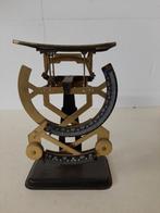 Oude bilaterale brievenweegschaal, Ophalen of Verzenden