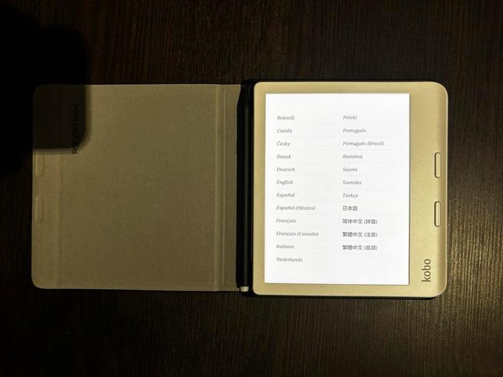 Kobo Libra Colour + Kobo Stylus 2 + Sleepcase, Computers en Software, E-readers, Zo goed als nieuw, Ophalen of Verzenden