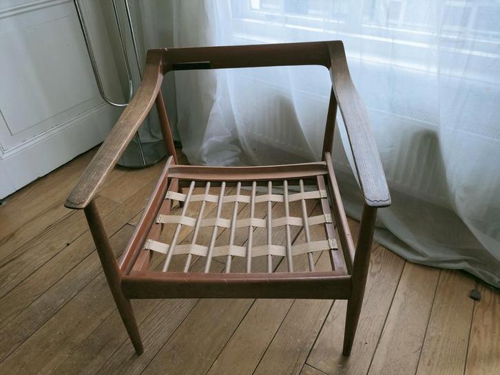DANISH DESIGN – Vintage teak fauteuil (Mid-Century), Antiek en Kunst, Antiek | Meubels | Bedden, Ophalen of Verzenden