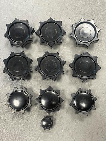 Lot van 10 bakeliet knoppen voor machines, electra, statief beschikbaar voor biedingen