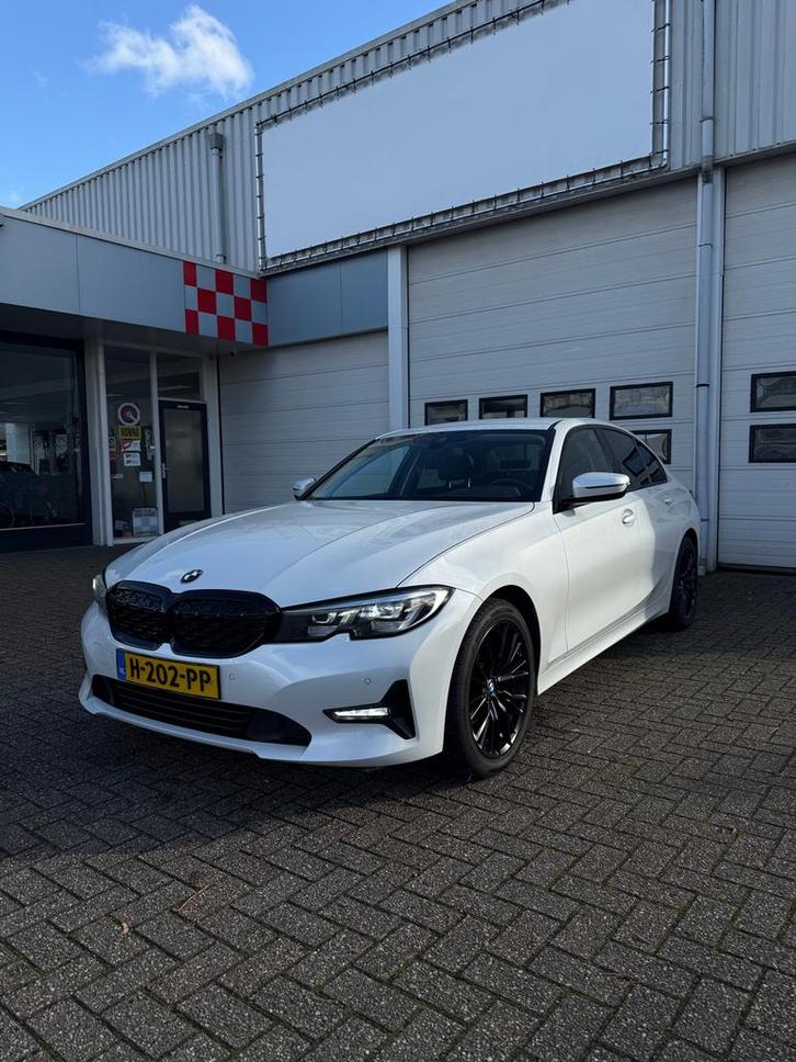 BMW 320i G20 | Dealer Onderhouden | 18” M Velgen | Black, Auto's, BMW, Particulier, 3-Serie, ABS, Adaptieve lichten, Airbags, Airconditioning