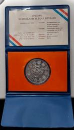 Brons/verzilverd.40 jaar bevrijd Nederland.3 koningin.FDC'85, Postzegels en Munten, Munten | Nederland, Ophalen of Verzenden