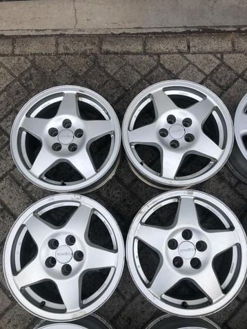 Div. sets OEM Volkswagen velgen Golf/Corrado/Vento GTI/VR6 beschikbaar voor biedingen