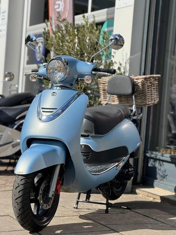 Sym Allo GT Alfa Romeo Nuvola Blue Bromscooter beschikbaar voor biedingen