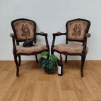 Brocante Gobelin vintage Franse Louis XV stoelen fauteuils 2, Huis en Inrichting, Hout, Valkenswaard, Gebruikt, Info@flashbackfurniture.nl
