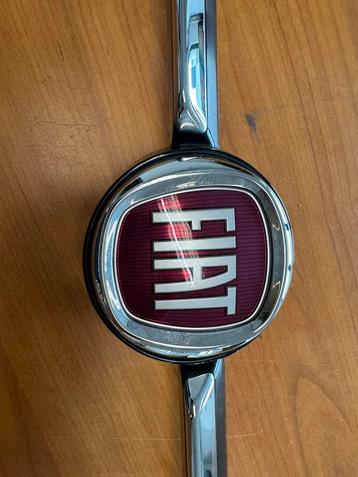 Fiat 500 sierlijst met logo voorbumper, 735637413 beschikbaar voor biedingen
