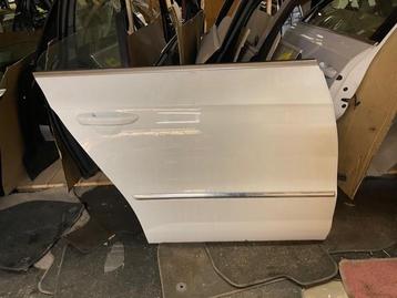PORTIER RECHTS ACHTER LC9A Volkswagen CC (358) beschikbaar voor biedingen