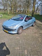 Peugeot 206 2.0 16V CC 2002 Grijs, Auto's, Peugeot, 47 €/maand, Origineel Nederlands, Te koop, Zilver of Grijs