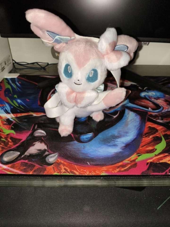 Officiële Pokémon Center Sylveon Knuffel, Kinderen en Baby's, Speelgoed | Knuffels en Pluche, Nieuw, Overige typen, Ophalen of Verzenden