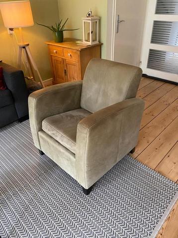 Leren fauteuils olijfgroen. beschikbaar voor biedingen