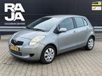 Toyota Yaris 1.3 VVTi Sol/Airco/NAP/Parkeersensoren, Voorwielaandrijving, Stof, Gebruikt, Zwart