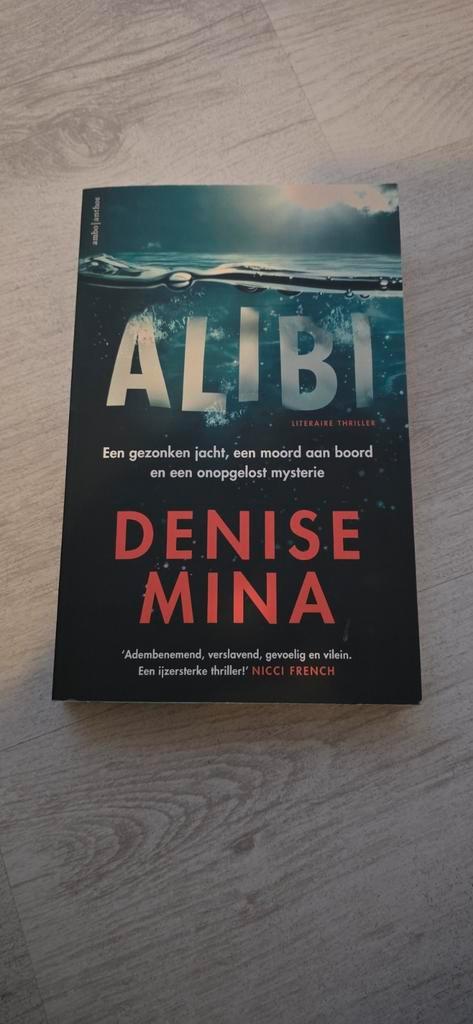 Alibi - Denise Mina, Boeken, Thrillers, Zo goed als nieuw, Europa overig, Ophalen of Verzenden