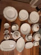 Servies gouden rand Hutschenreuther Hohenberg, Huis en Inrichting, Keuken | Servies, Ophalen, Zo goed als nieuw, Overige stijlen