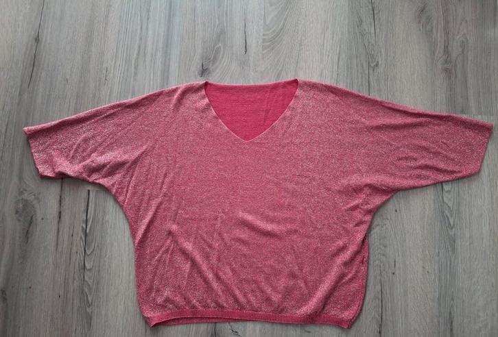 Roze Glitter Shirt Vleermuismouw M/L, Kleding | Dames, T-shirts, Zo goed als nieuw, Maat 38/40 (M), Roze, Korte mouw, Ophalen of Verzenden