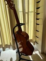 Gitaar gomez met gitaarstandaard, Muziek en Instrumenten, Snaarinstrumenten | Gitaren | Akoestisch, Ophalen, Nieuw, Klassieke of Spaanse gitaar