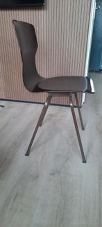 4 Obo Eromes Wijchen vintage schoolstoelen, Ophalen, Bruin