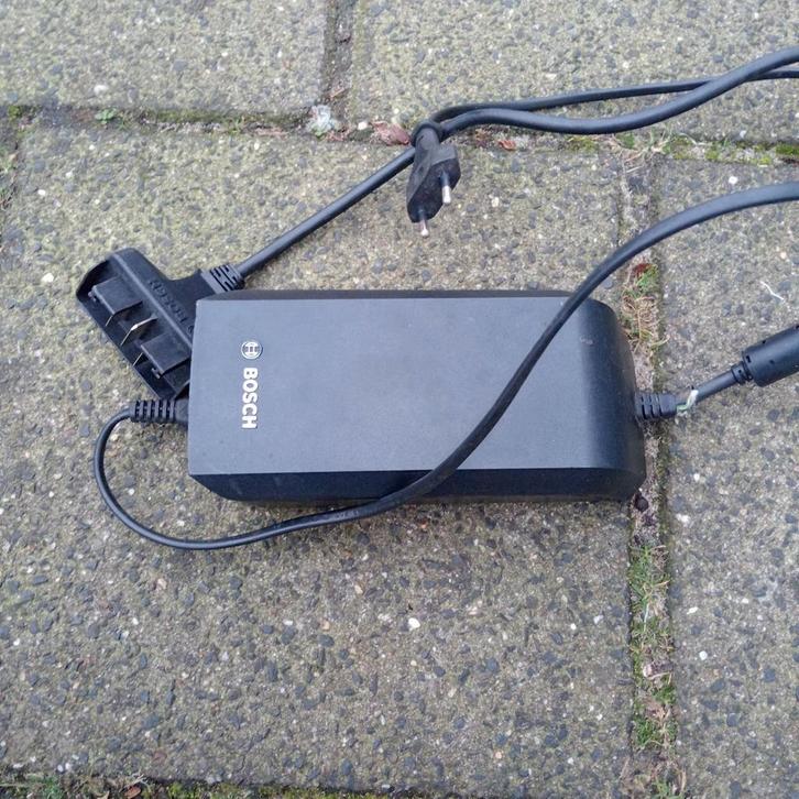 Bosch Accu Oplader - Gebruikt, Fietsen en Brommers, Fietsaccessoires | Fietsaccu's, Ophalen of Verzenden