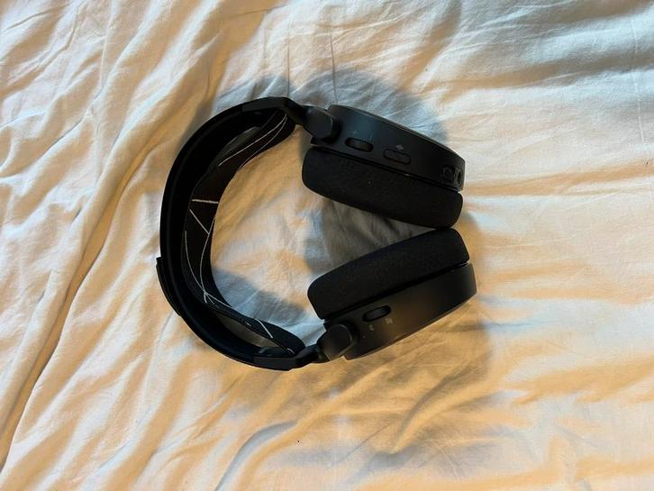 Steelseries Arctis 9, Audio, Tv en Foto, Koptelefoons, Zo goed als nieuw, Op oor (supra aural), Overige merken, Draadloos, Bluetooth