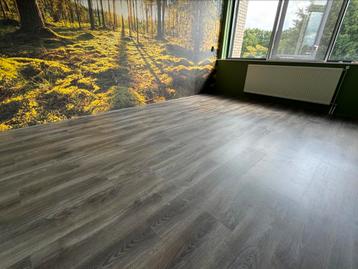 35 m2 parketvloer (incl. plinten) beschikbaar voor biedingen