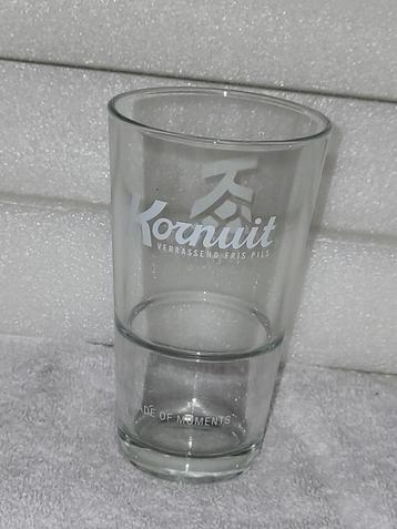 Kornuit glazen. beschikbaar voor biedingen