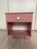 Schattig oud roze nachtkastje, Huis en Inrichting, Ophalen, Minder dan 45 cm, Zo goed als nieuw, Minder dan 55 cm