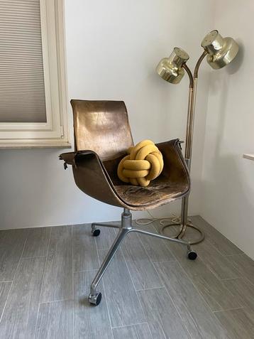 Stoel (evt. 2x) Fabricius & Kastholm, FK6727, leer, jaren 60 beschikbaar voor biedingen