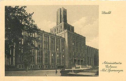 (388-222-023) Utrecht Administratie gebouw, Verzamelen, Ansichtkaarten | Nederland, Utrecht, Verzenden