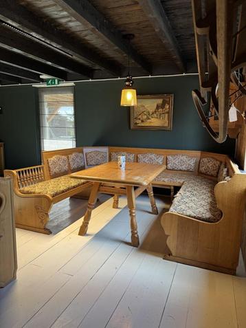 Alpen set | Stube | Mancave | Oostenrijkse Eethoek | Zithoek beschikbaar voor biedingen