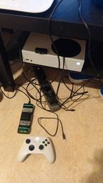 Xbox series s wit oplader controller koptelefoon, Spelcomputers en Games, Spelcomputers | Xbox One, Ophalen of Verzenden, Zo goed als nieuw