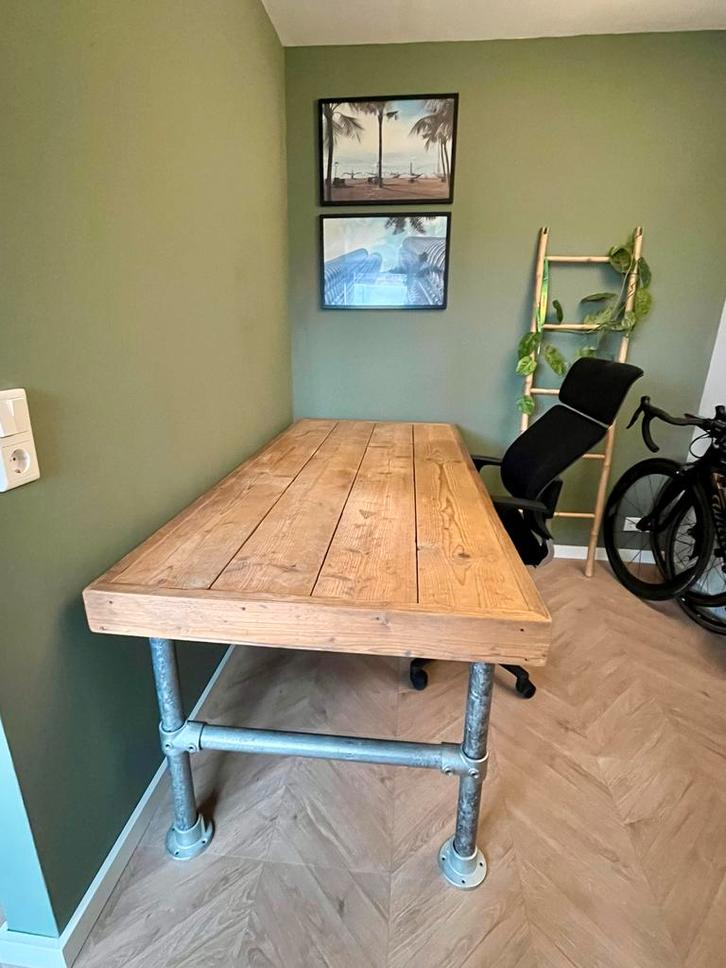 Tafel / Bureau / Werkbank / steigerhout, Huis en Inrichting, Tafels | Eettafels, Gebruikt, 50 tot 100 cm, 150 tot 200 cm, Vijf personen of meer