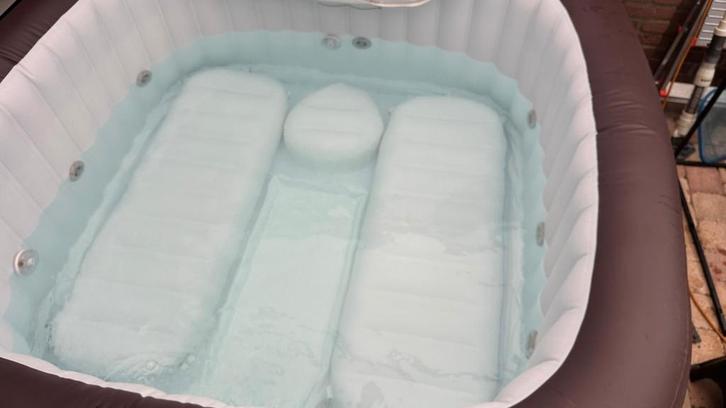 Jacuzzi Lay-Z spa, Maldive, Tuin en Terras, Bubbelbaden en Hottubs, Gebruikt, Ophalen