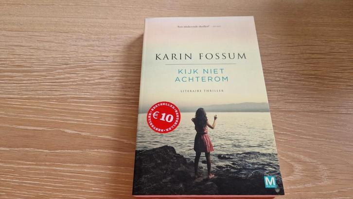 Karin Fossum - Kijk niet achterom, Boeken, Thrillers, Zo goed als nieuw, Nederland, Ophalen of Verzenden