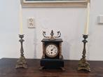 Oud 19e eeuws klokkenstel. pendule met 2 kandelaars, Antiek en Kunst, Ophalen of Verzenden