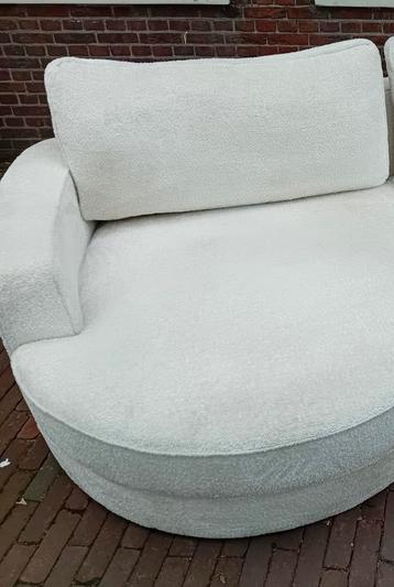 Lounge element