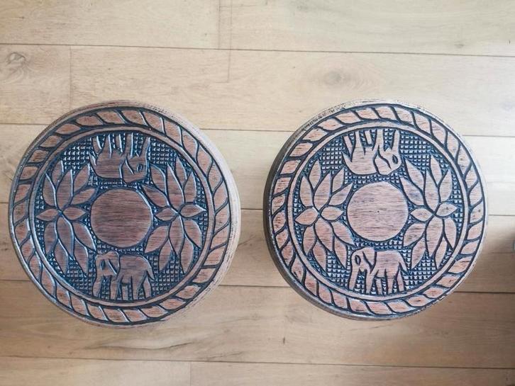 Twee oosterse, handgemaakte bijzettafeltjes, plantentafeljes, Huis en Inrichting, Tafels | Bijzettafels, Gebruikt, Rechthoekig