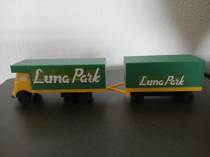 Luna Park vrachtwagen combinatie miniatuur KERMIS, Hobby en Vrije tijd, Modelauto's | 1:87, Nieuw, Bus of Vrachtwagen, Ophalen of Verzenden