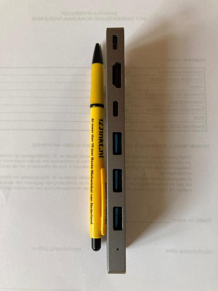 Macbook - Hyperdrive voor Macbooks van na 2017, Computers en Software, Dockingstations, Zo goed als nieuw, USB-hub, Laptop, Tablet