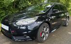 Ford Focus Wagon 2.0 EcoBoost ST-3 2012 250PK RECARO NAVI CL, Euro 5, Gebruikt, Zwart, 4 cilinders