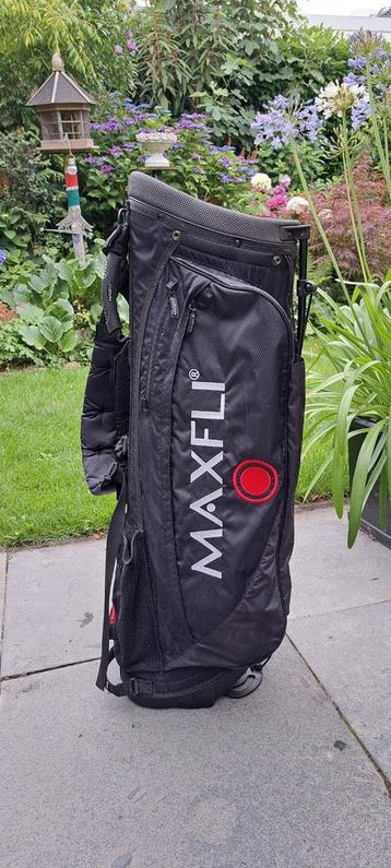 Mooie MAXFLI golftas beschikbaar voor biedingen